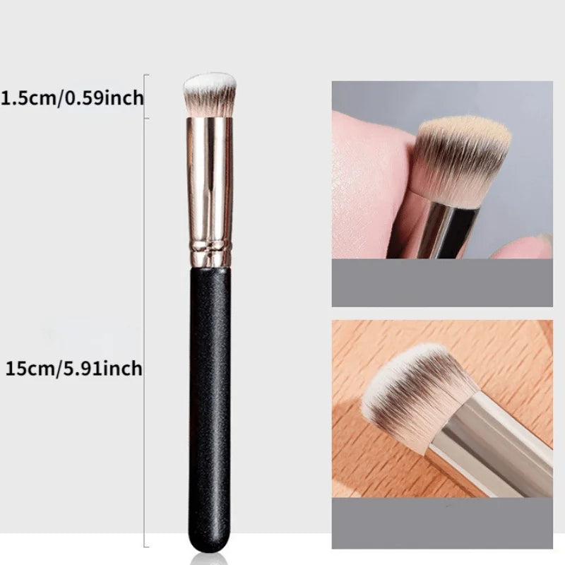 Foundation-Concealer-Pinsel